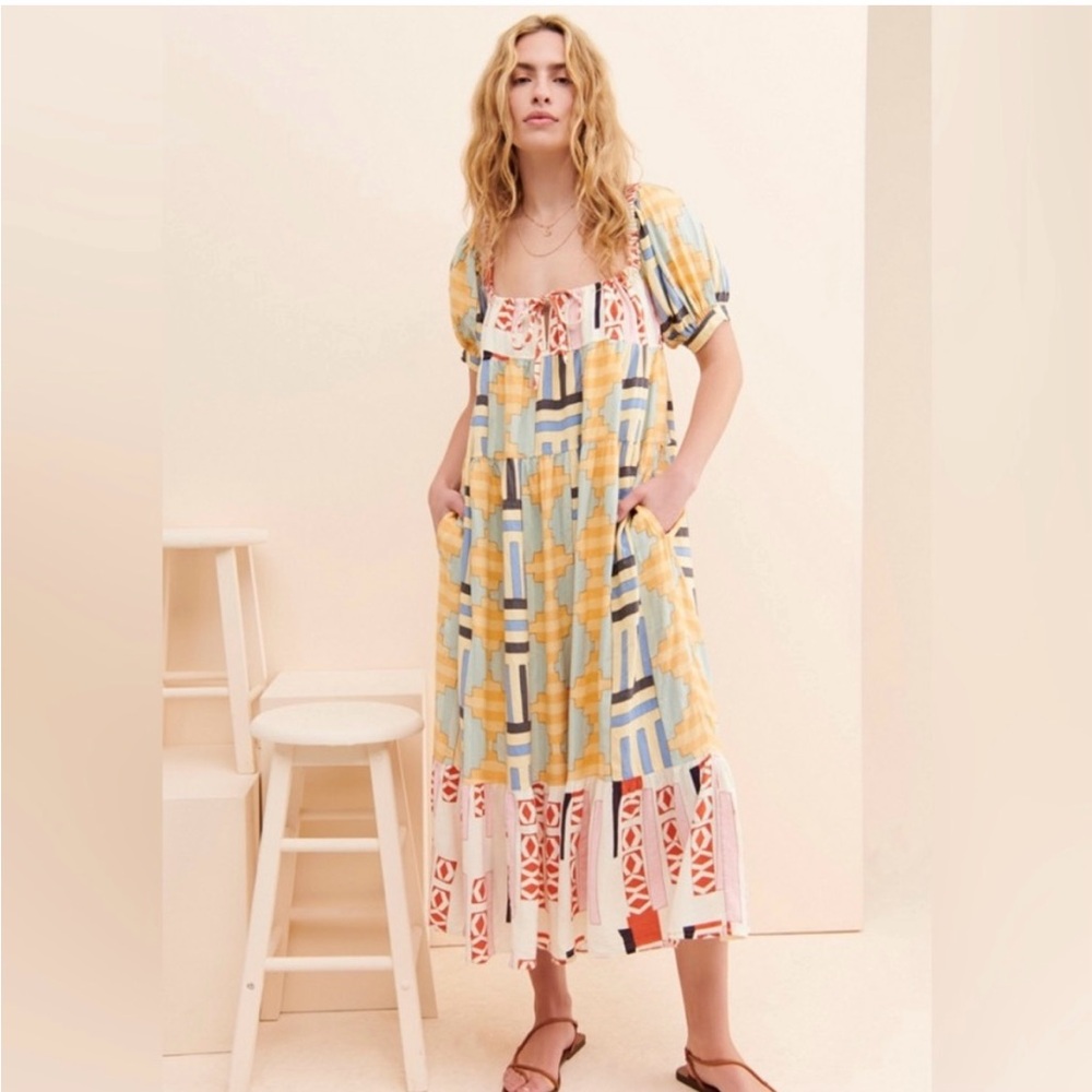 Urban Outfitters Kimchi Blue O’Hara Peasant Midi Dress‎ Size Small